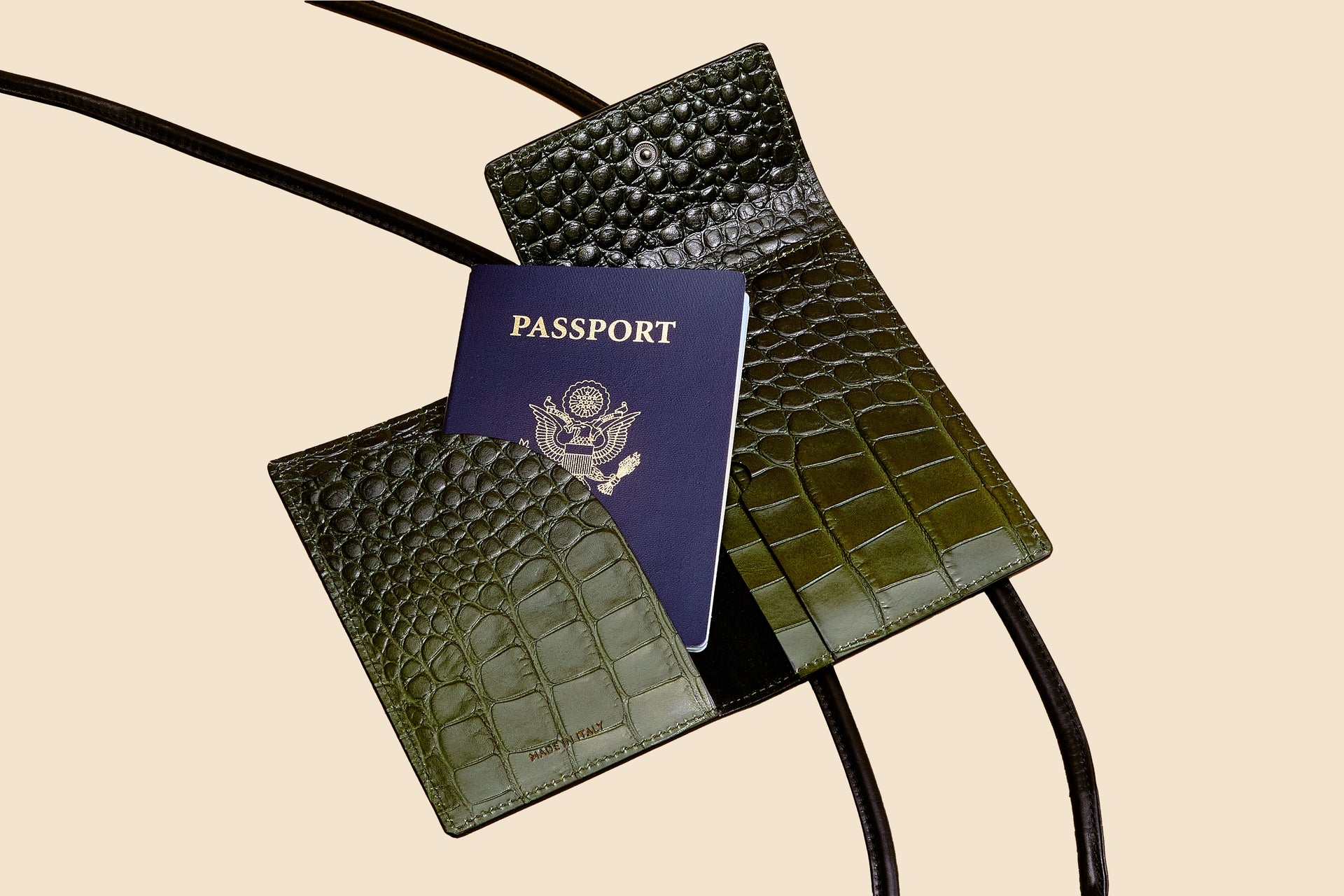 Passport Bolo | Okra Croc