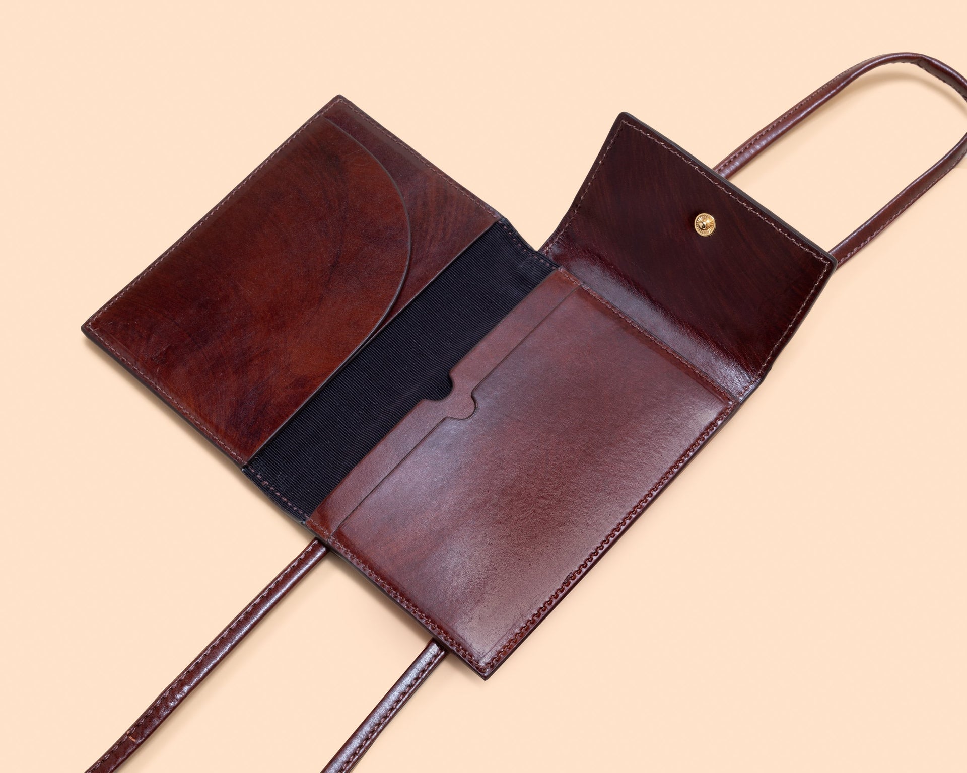 Passport Bolo | Trilogy