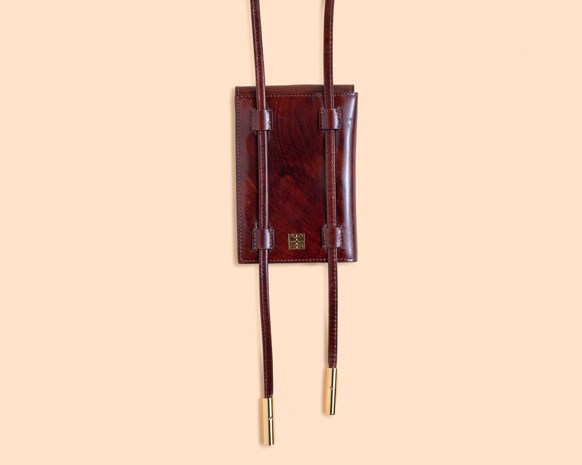 Passport Bolo | Trilogy