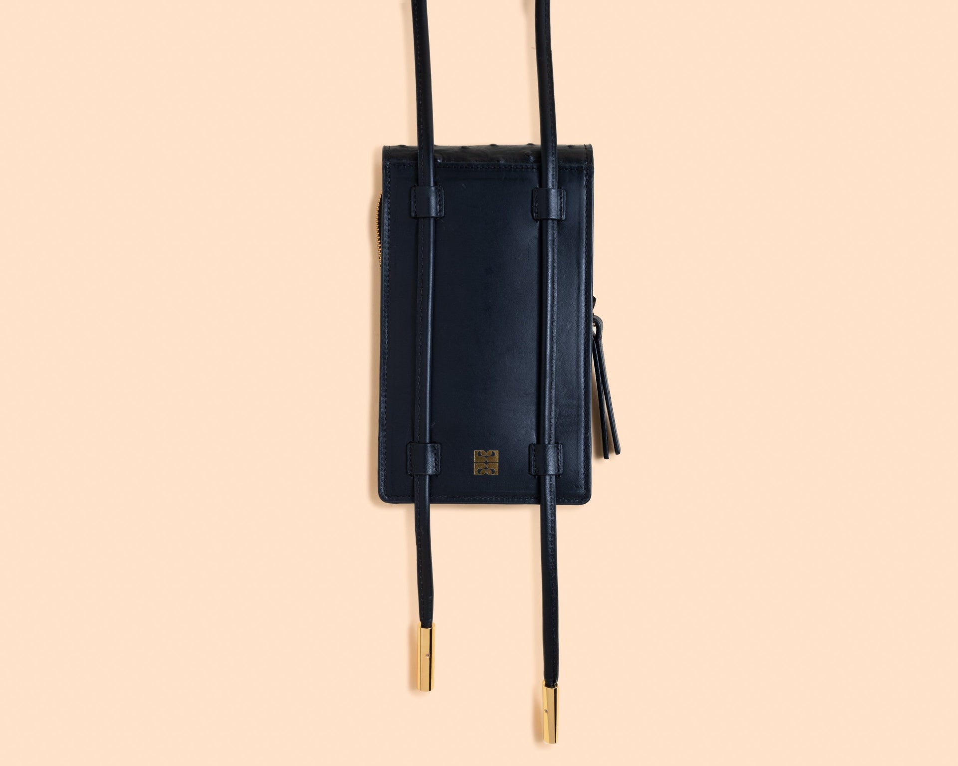 Bolo Bag | Onyx Ostrich
