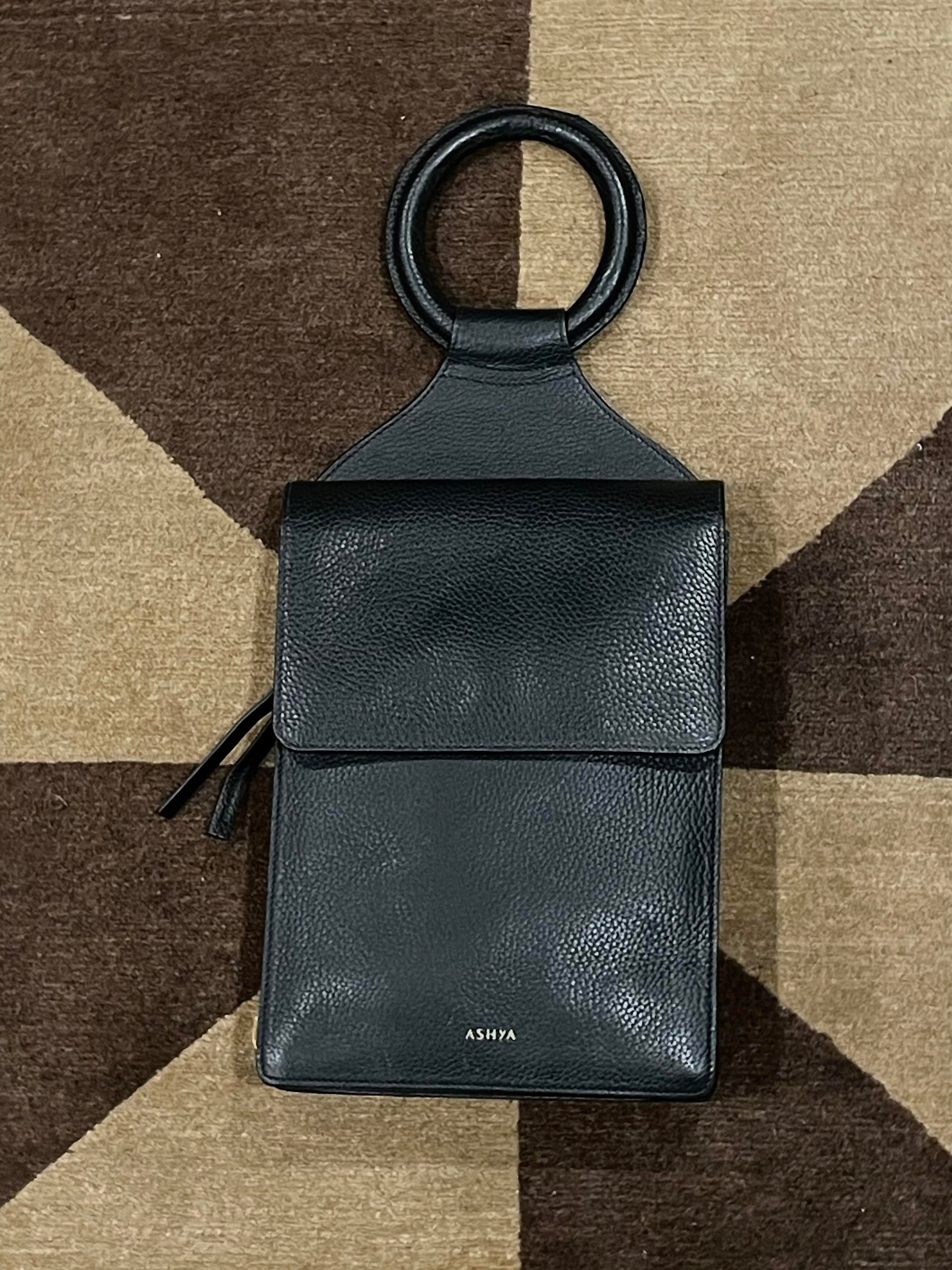 Shema Slingback Bag | Onyx Pebble (Archive Sale)