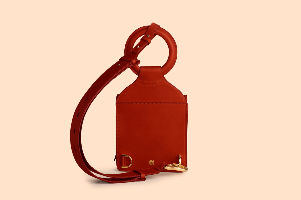 ASHYA | Unisex travel-friendly luxury leather accessories