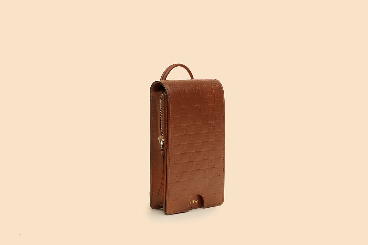 Heritage Checker Bolo Bag | Toffee